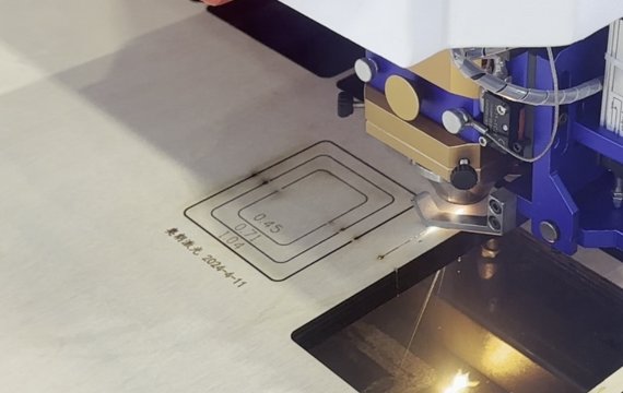 1pt 2pt 3pt cutting slits at the same die board