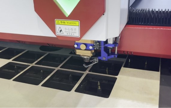 anti-crash laser cutting head