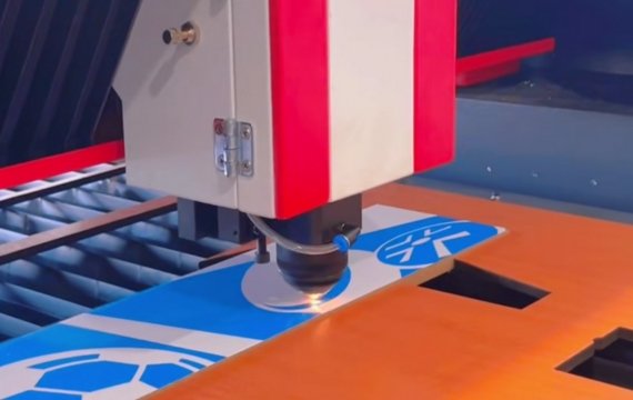 laser cutting HDF in the furniture industry