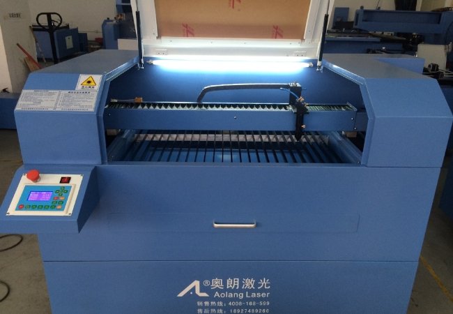 label dies making machine
