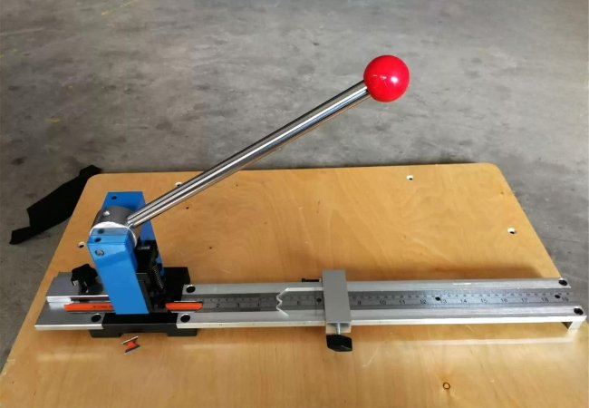crease matrix cutter