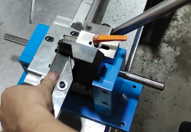 dual lipping steel rule manual bending tool