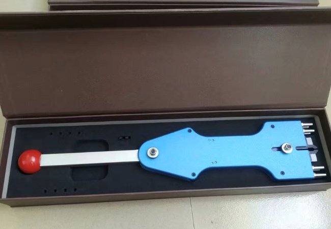 manual steel rule pullers