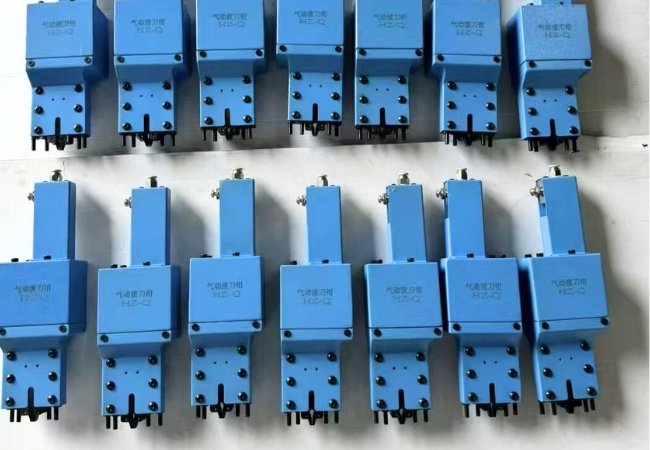 pneumatic steel rule pullers